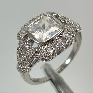 Rings Engagement Women’s Jewelry Vintage Look Cushion Diamond CZ Silver Plated